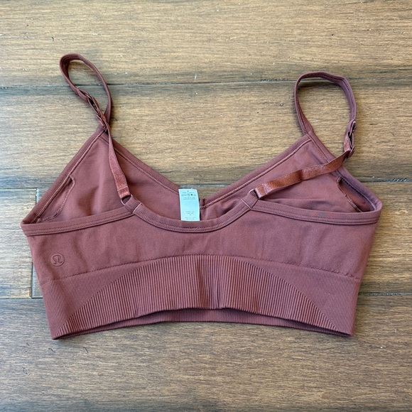 Lululemon Ebb To Street Bra Light Support, C/D Cup - Picture 2 of 2